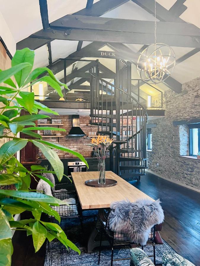 Loft 11 Stunning Luxury Nyc Loft Style Interior Designed 2Bd Apartment Excellent City Centre Location Mezzanine Cinema Room Designer Furniture Amazing Space Douglas Esterno foto