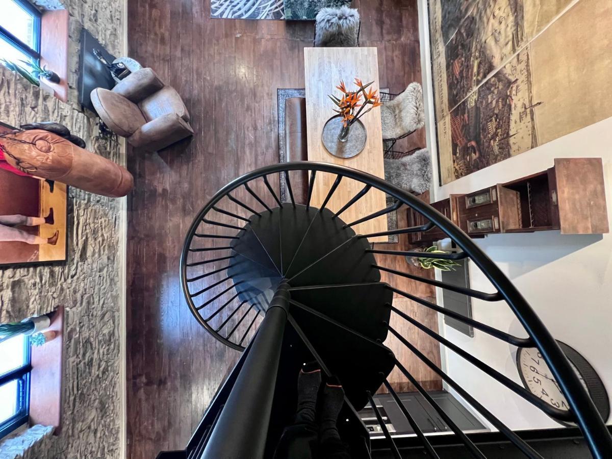 Loft 11 Stunning Luxury Nyc Loft Style Interior Designed 2Bd Apartment Excellent City Centre Location Mezzanine Cinema Room Designer Furniture Amazing Space Douglas Esterno foto